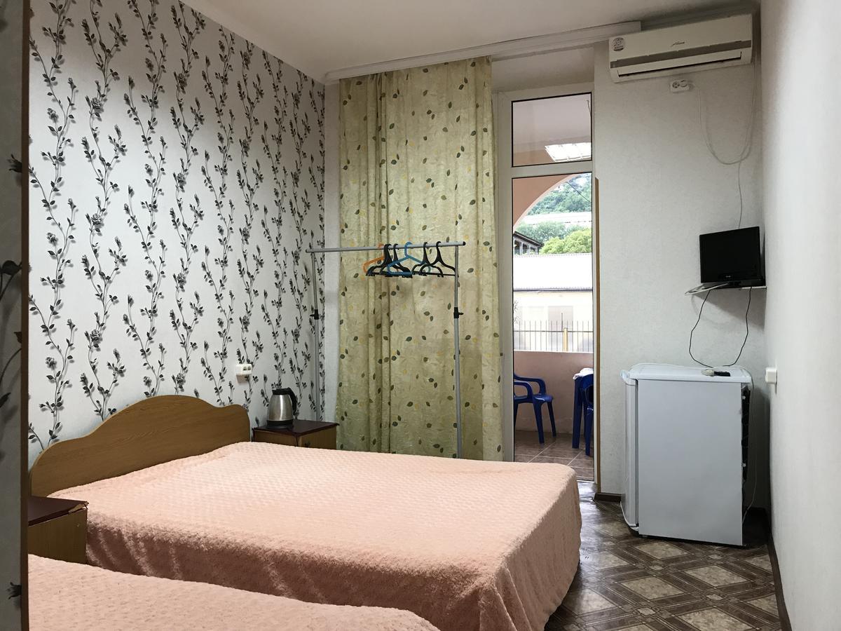 Davel Hotel Gagra Exterior foto